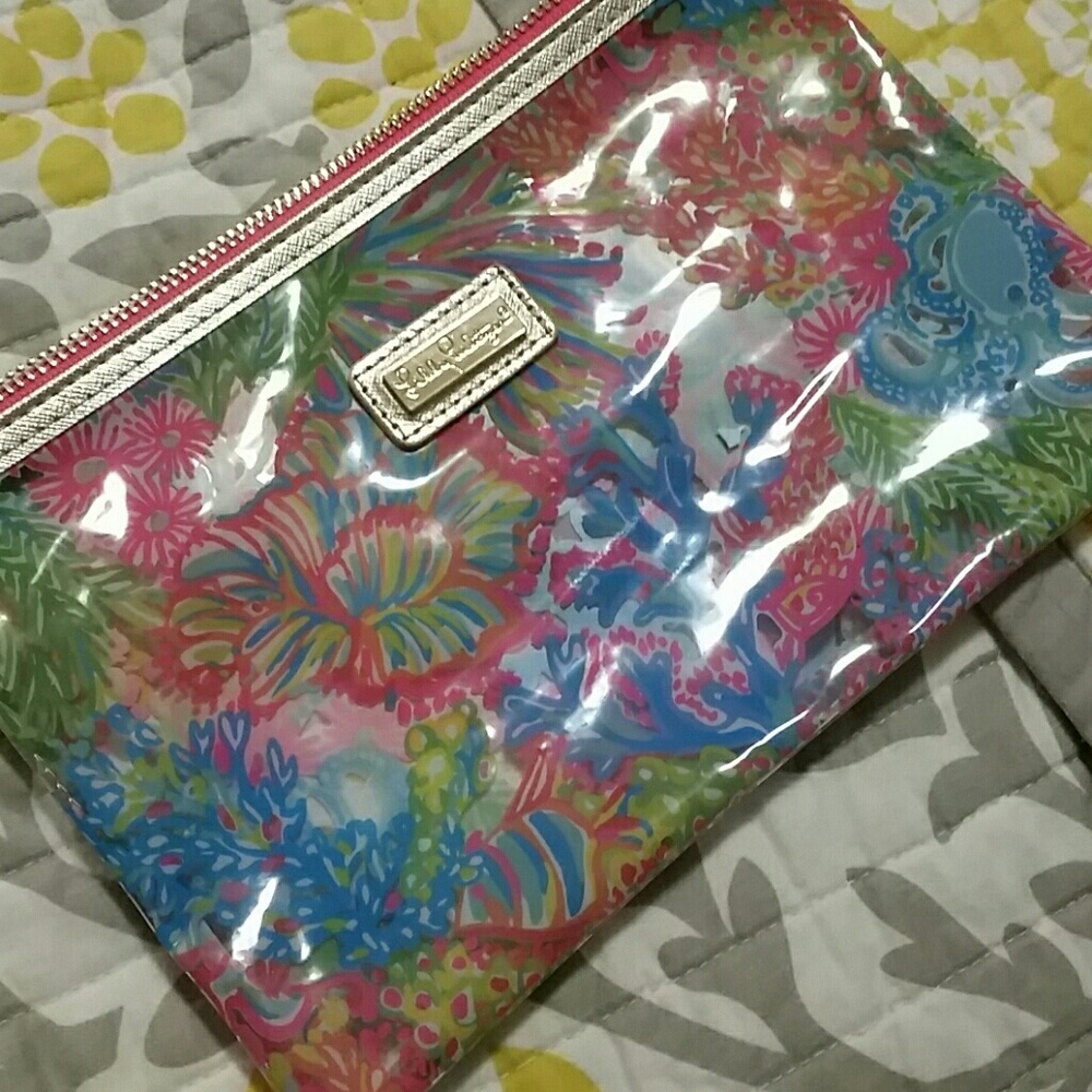 Plastic Lilly pulitzer make up/pencil case